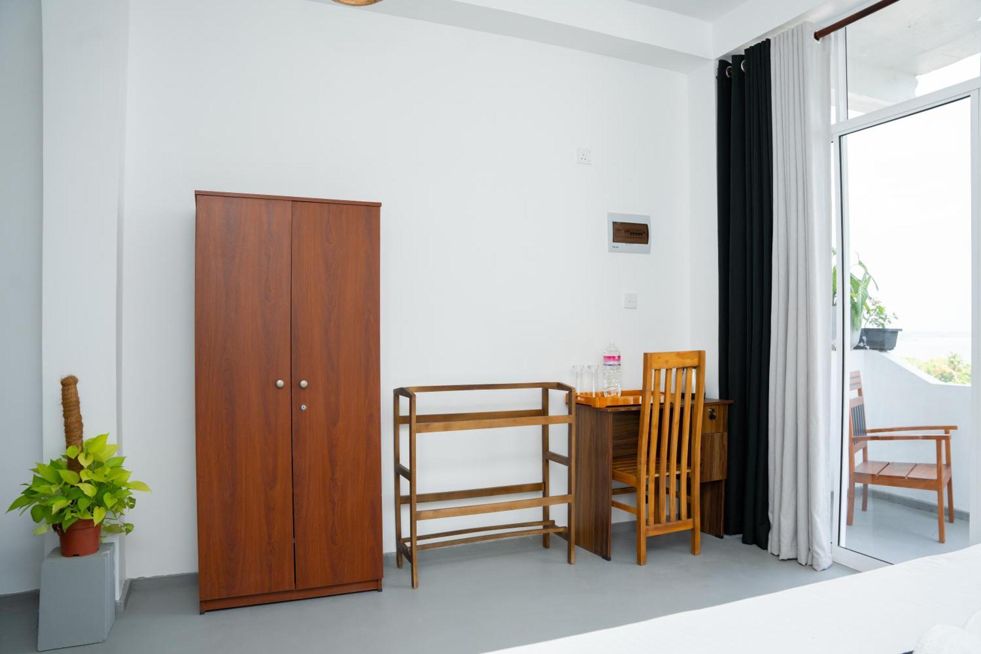 Regal Heights Hotel Велигама Экстерьер фото